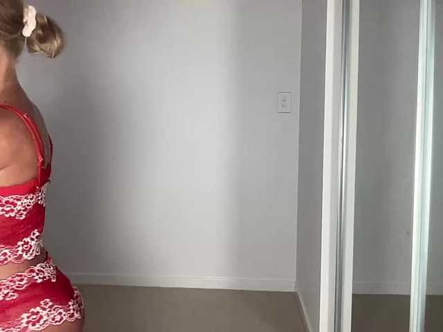bbybreex live cam on BongaCams