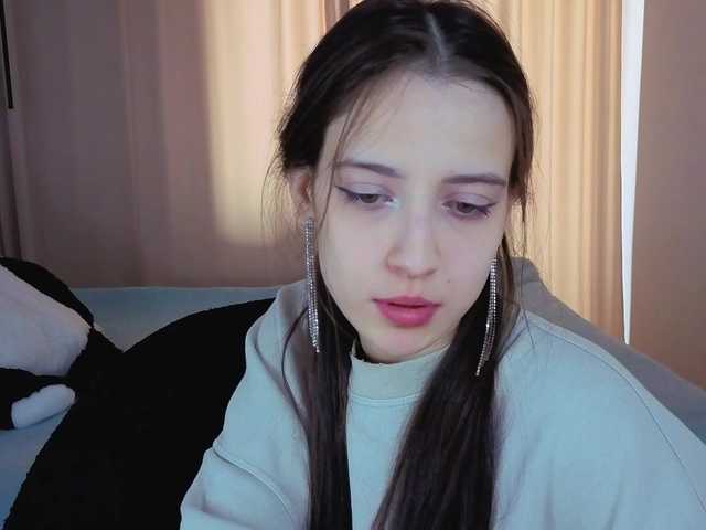  AlyssaWhite chat room