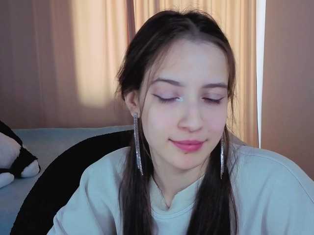  AlyssaWhite chat room