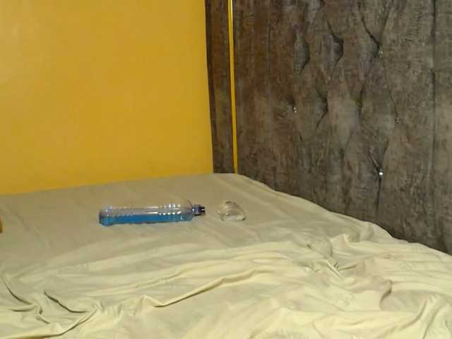 CandyShopB's BongaCams show and profile