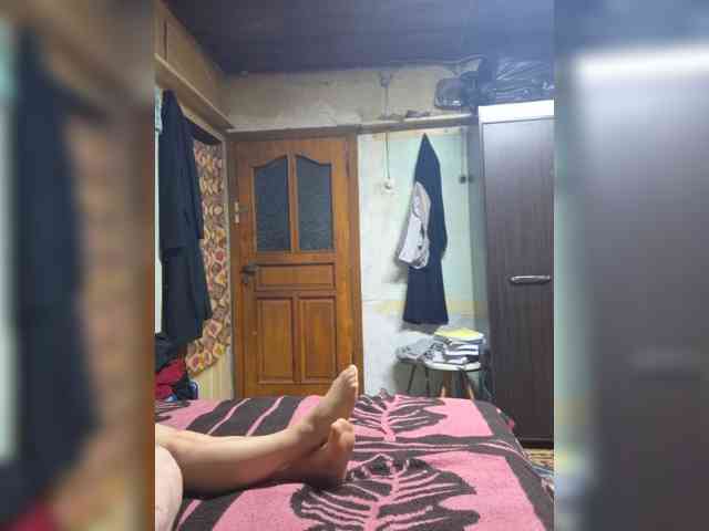 Betty43 webcam
