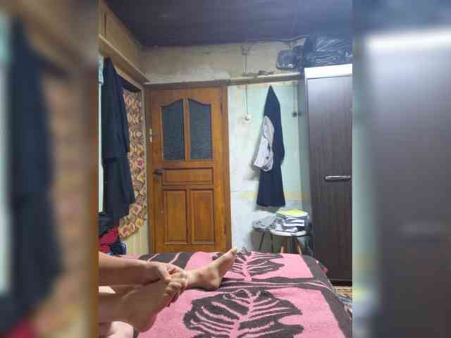 Betty43 webcam