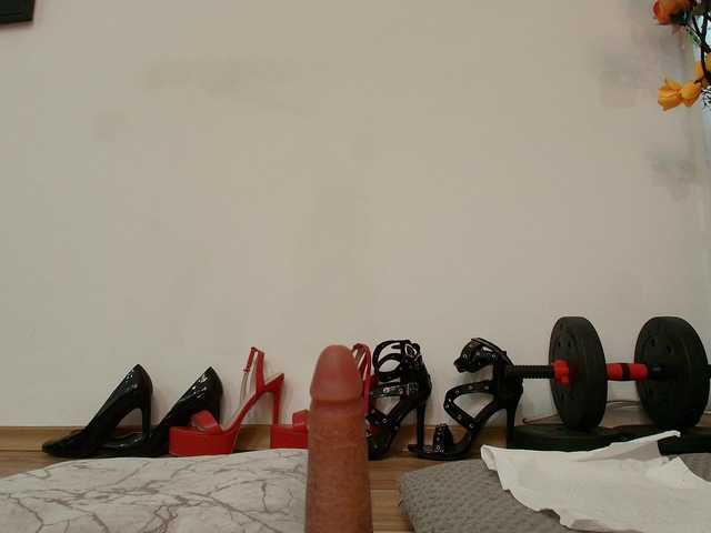 DaisyLuvsYou — live female cam