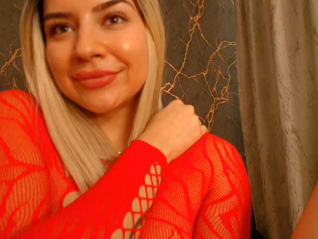 DaisyLuvsYou live cam on BongaCams