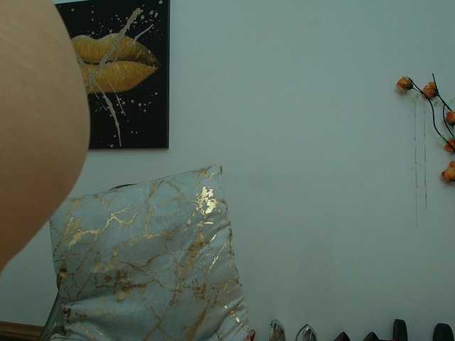 DaisyLuvsYou live cam on BongaCams