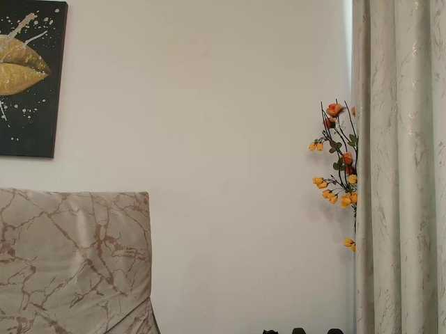 DaisyLuvsYou live cam on BongaCams