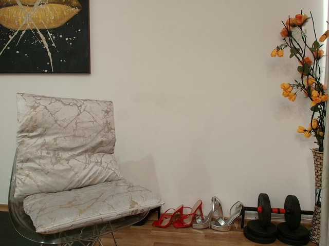 DaisyLuvsYou live webcam show