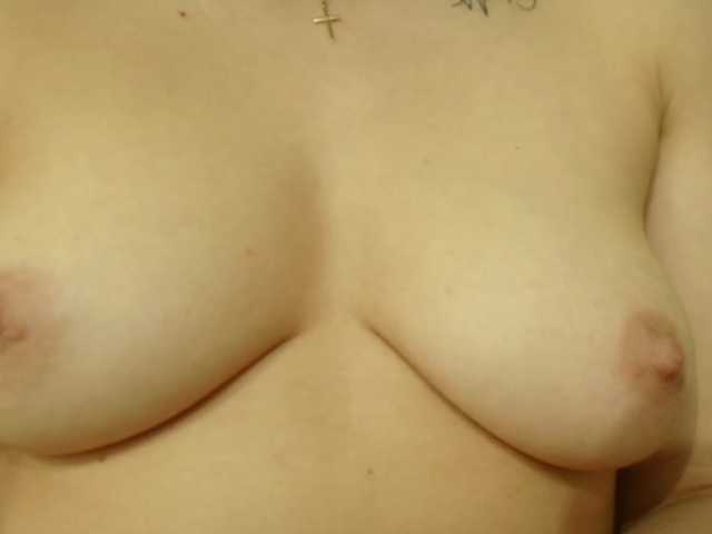 DaisyLuvsYou live cam