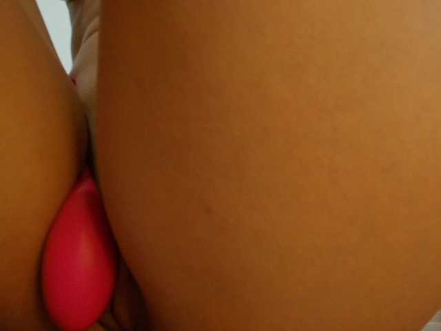 DaisyLuvsYou live cam on BongaCams