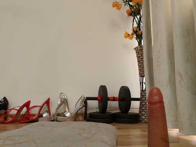 DaisyLuvsYou live webcam show