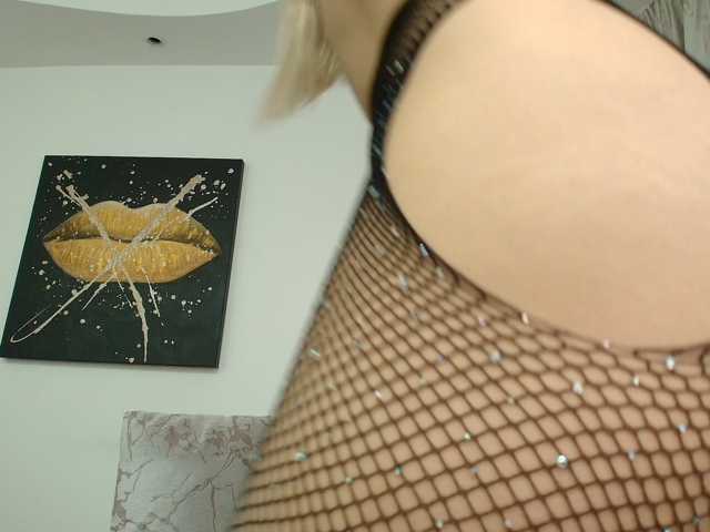 DaisyLuvsYou live cam preview