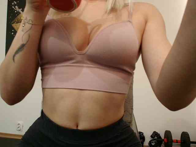 DaisyLuvsYou webcam