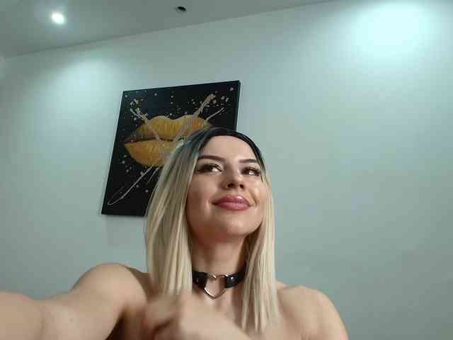 DaisyLuvsYou webcam