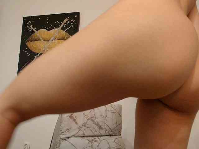 DaisyLuvsYou webcam