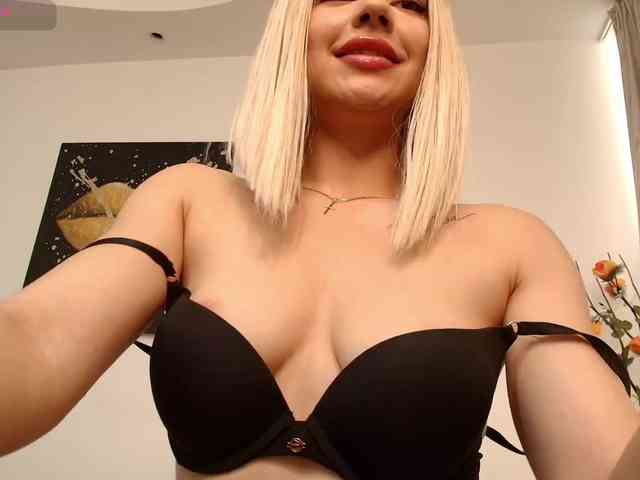 DaisyLuvsYou webcam