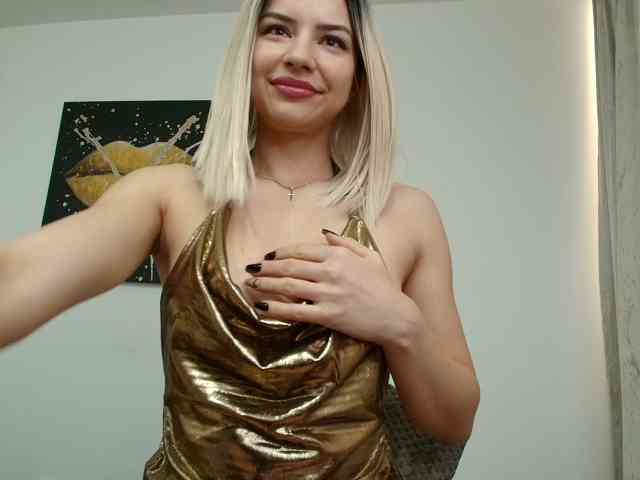 DaisyLuvsYou webcam