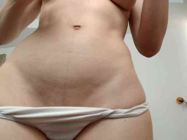DaisyLuvsYou webcam