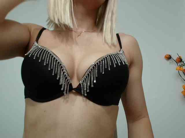 DaisyLuvsYou webcam