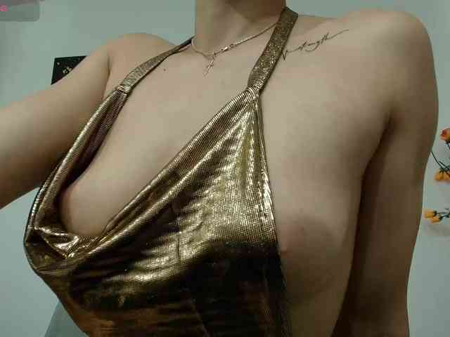 DaisyLuvsYou webcam
