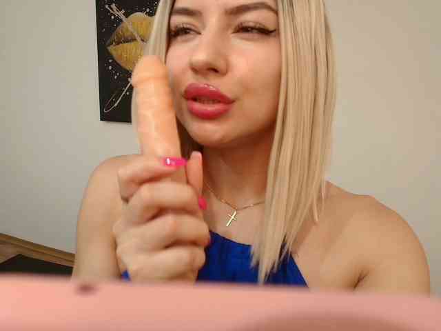 DaisyLuvsYou webcam