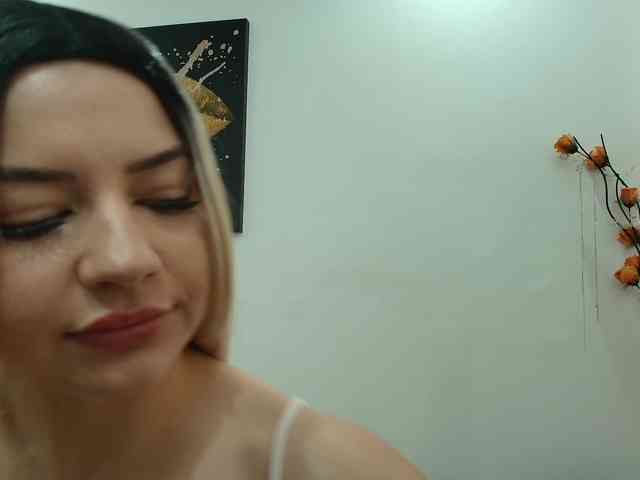 DaisyLuvsYou webcam
