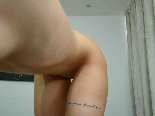 DaisyLuvsYou webcam
