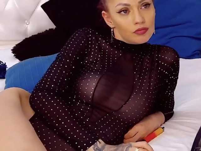 SerenaBFF live cam on BongaCams
