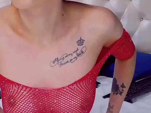 SerenaBFF live cam on BongaCams