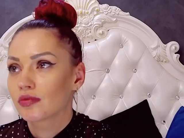 SerenaBFF live cam on BongaCams