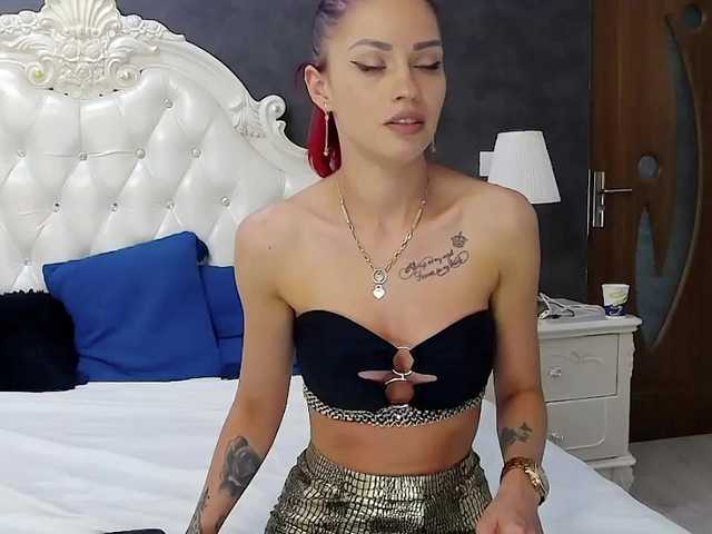 SerenaBFF live cam
