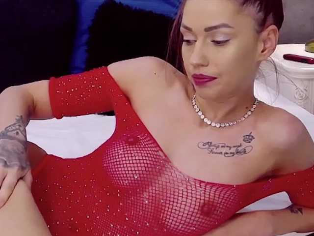 SerenaBFF's BongaCams show and profile