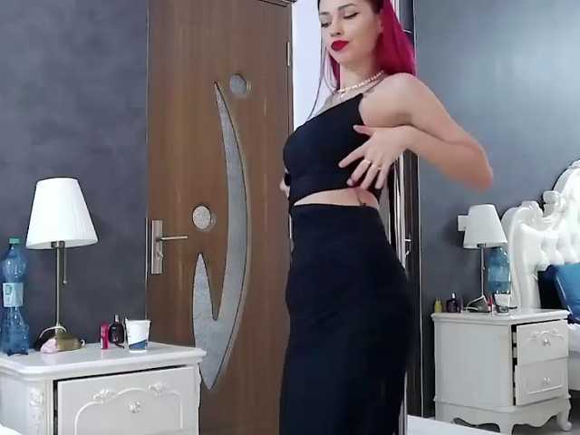 SerenaBFF live on BongaCams