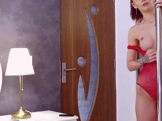le modèle SerenaBFF est en webcam porno dans un show sur le site bongacams, il possède les tags suivants: White/Caucasian,Redhead,Shaved