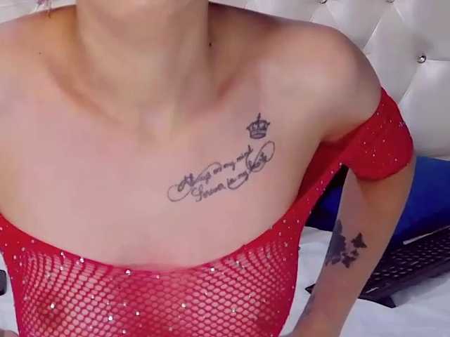 SerenaBFF live cam on BongaCams