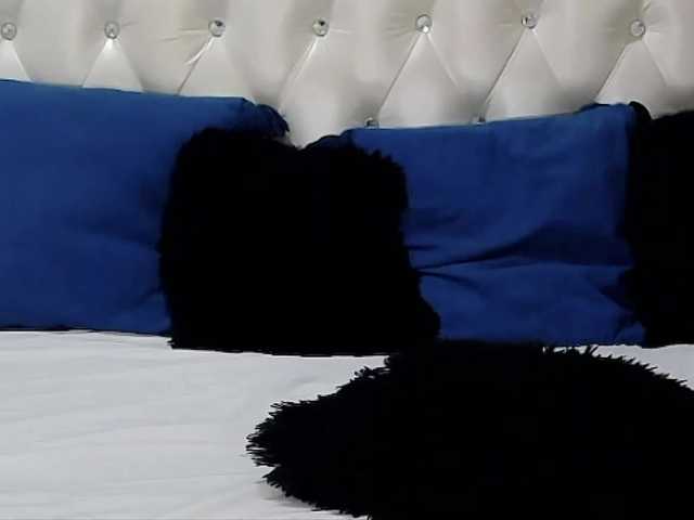 SerenaBFF live cam on BongaCams