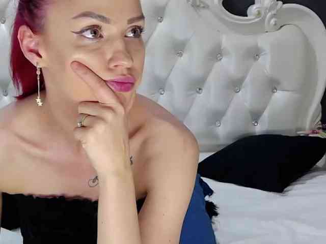 SerenaBFF webcam