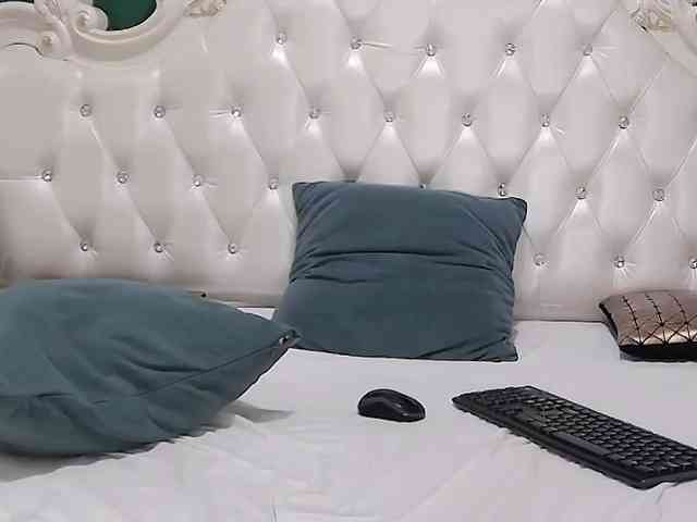 SerenaBFF webcam