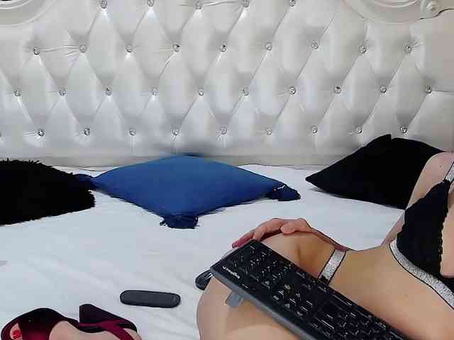 SerenaBFF webcam