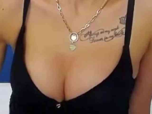 SerenaBFF webcam
