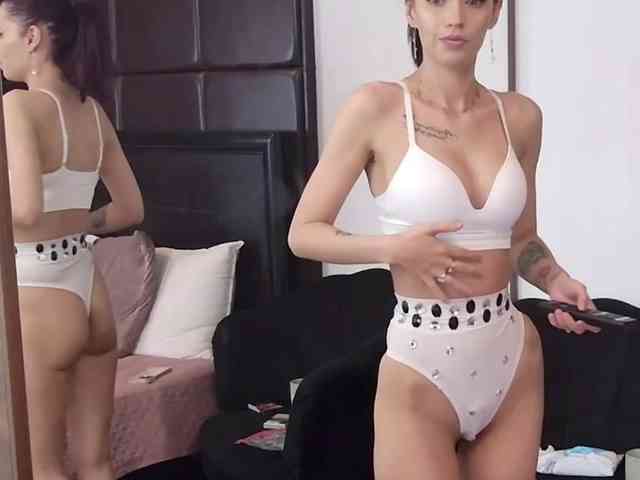 SerenaBFF webcam