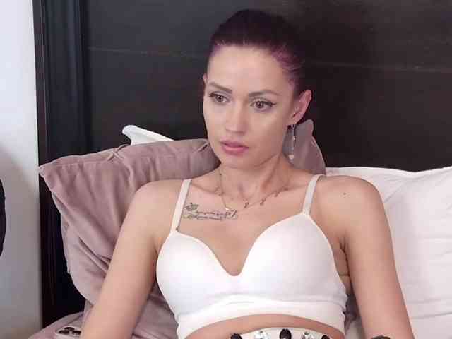 SerenaBFF webcam
