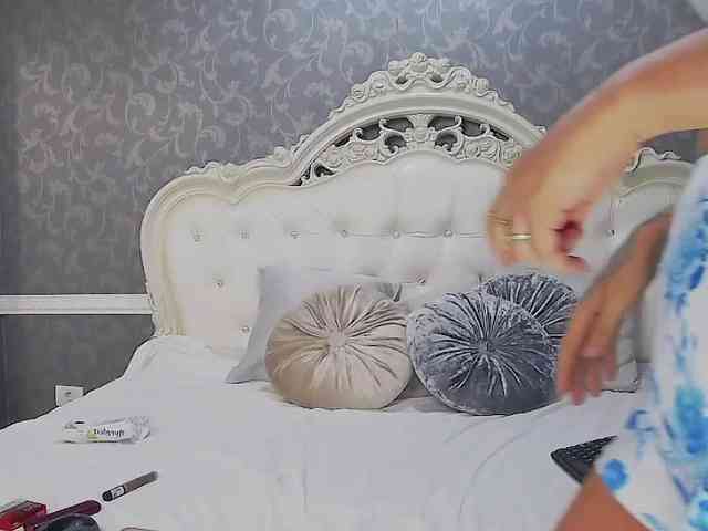 SerenaBFF webcam