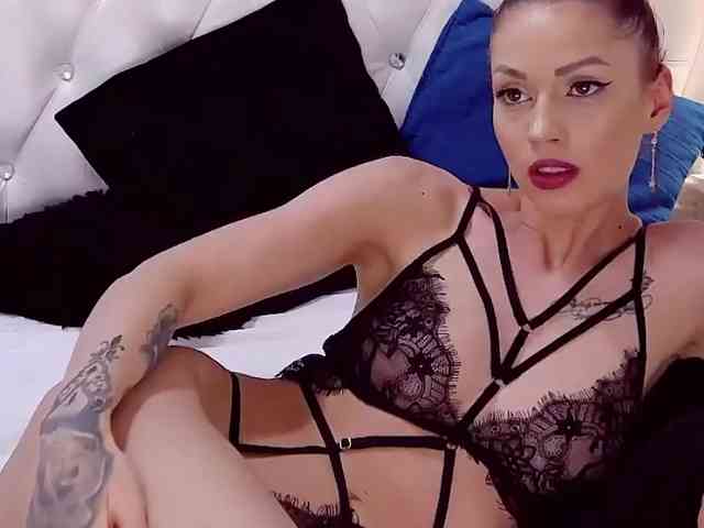 SerenaBFF Live Webcam on BongaCams