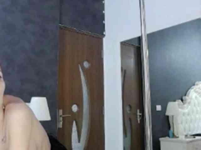 SerenaBFF webcam