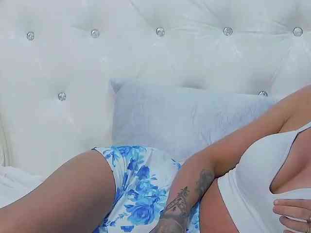 SerenaBFF webcam