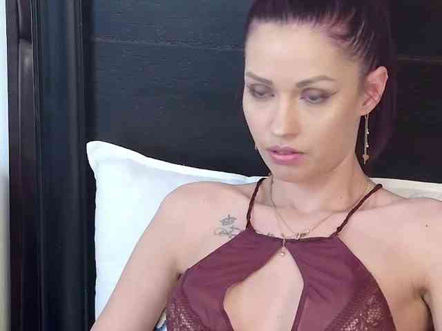 Model: SerenaBFF