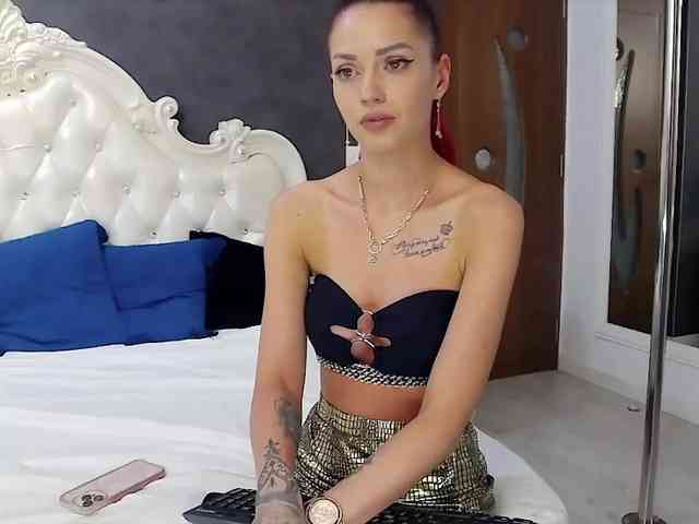SerenaBFF webcam