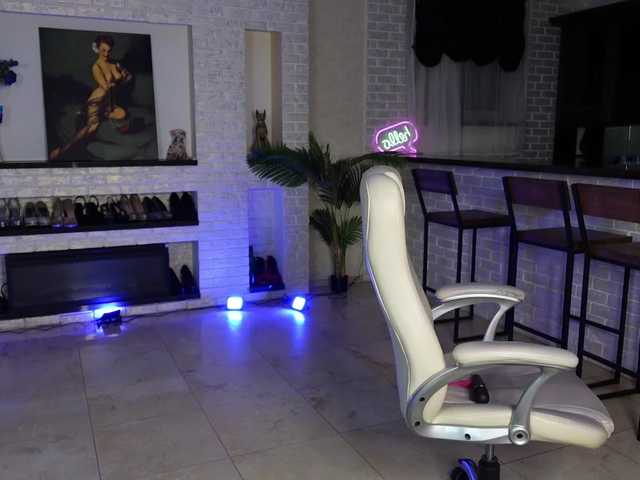 MariemLui's BongaCams show and profile