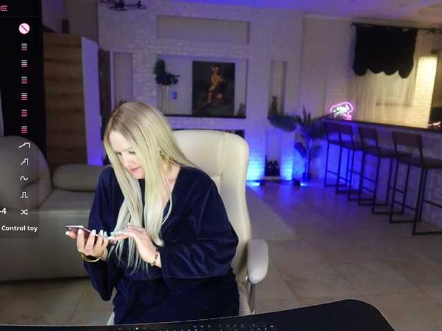 Live трансляция MariemLui - Runet.cam