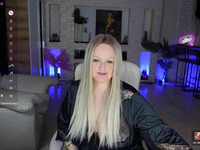 MariemLui webcam